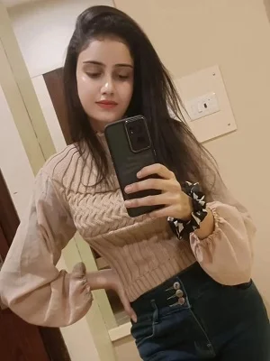 Independent Dalanwala Call Girl